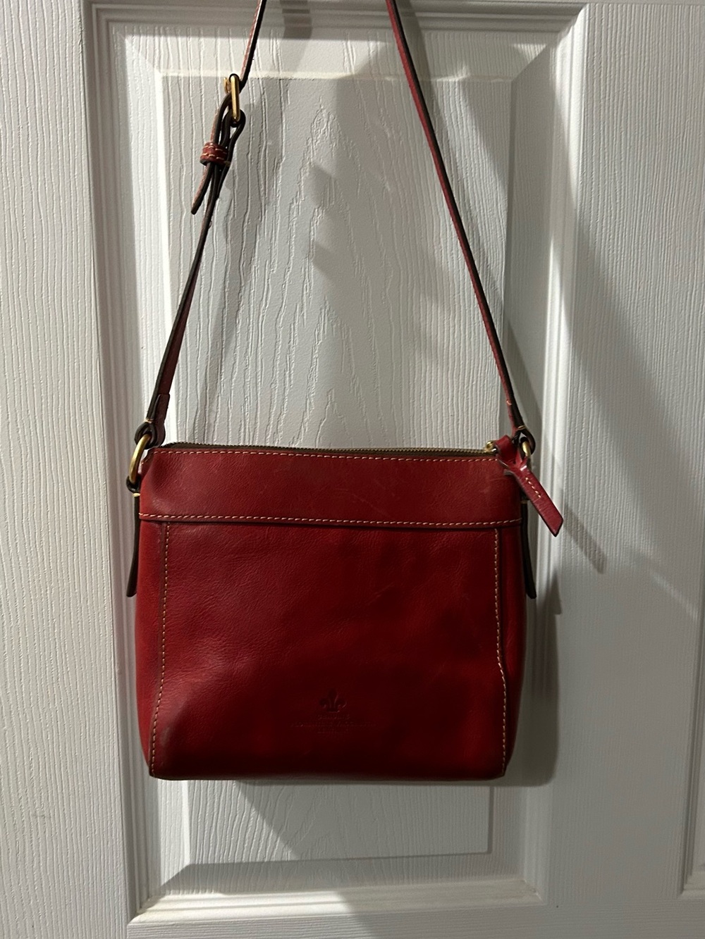 Dooney & Burke Red Leather Crossbody Bag with Gold-Tone Hardware - Picture 2 of 6